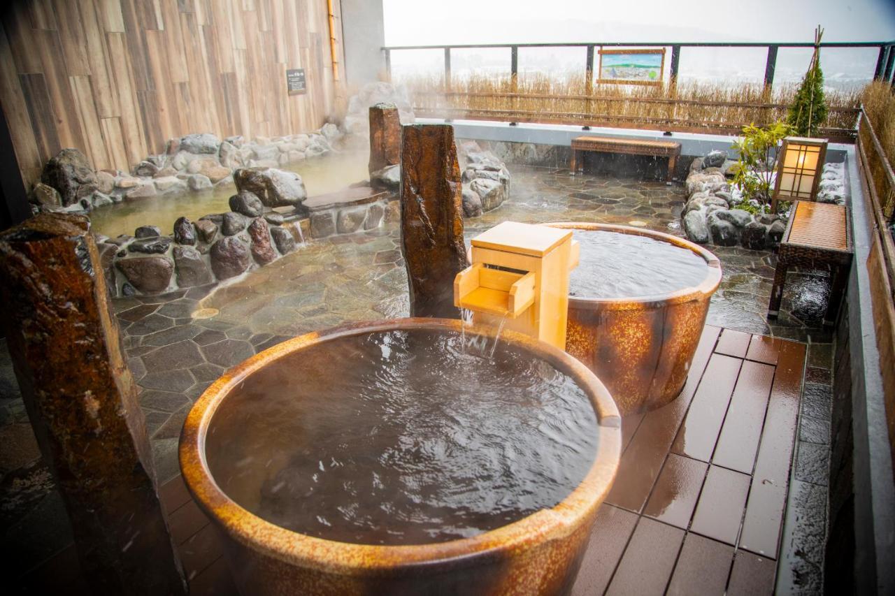 La Vista Furano Hills Natural Hot Spring Extérieur photo